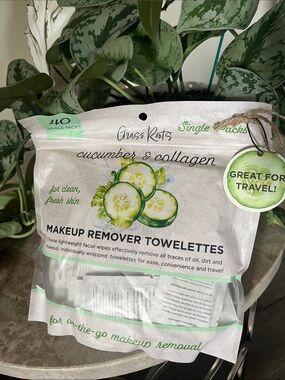 Grass Roots Cucumber & Collagen Makeup Remover Towelettes 40 Pack